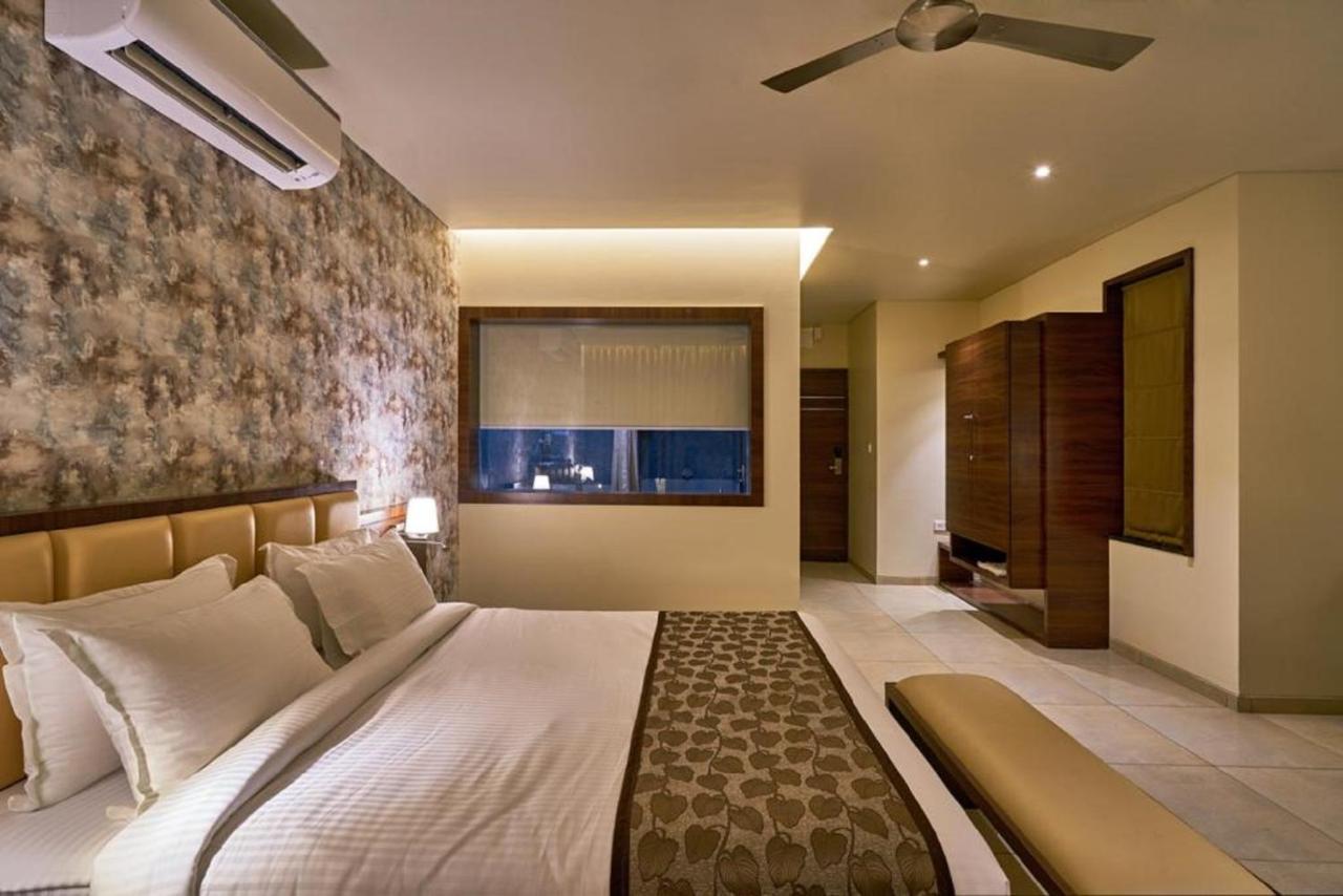 Hotel Shlok Kolhapur Εξωτερικό φωτογραφία