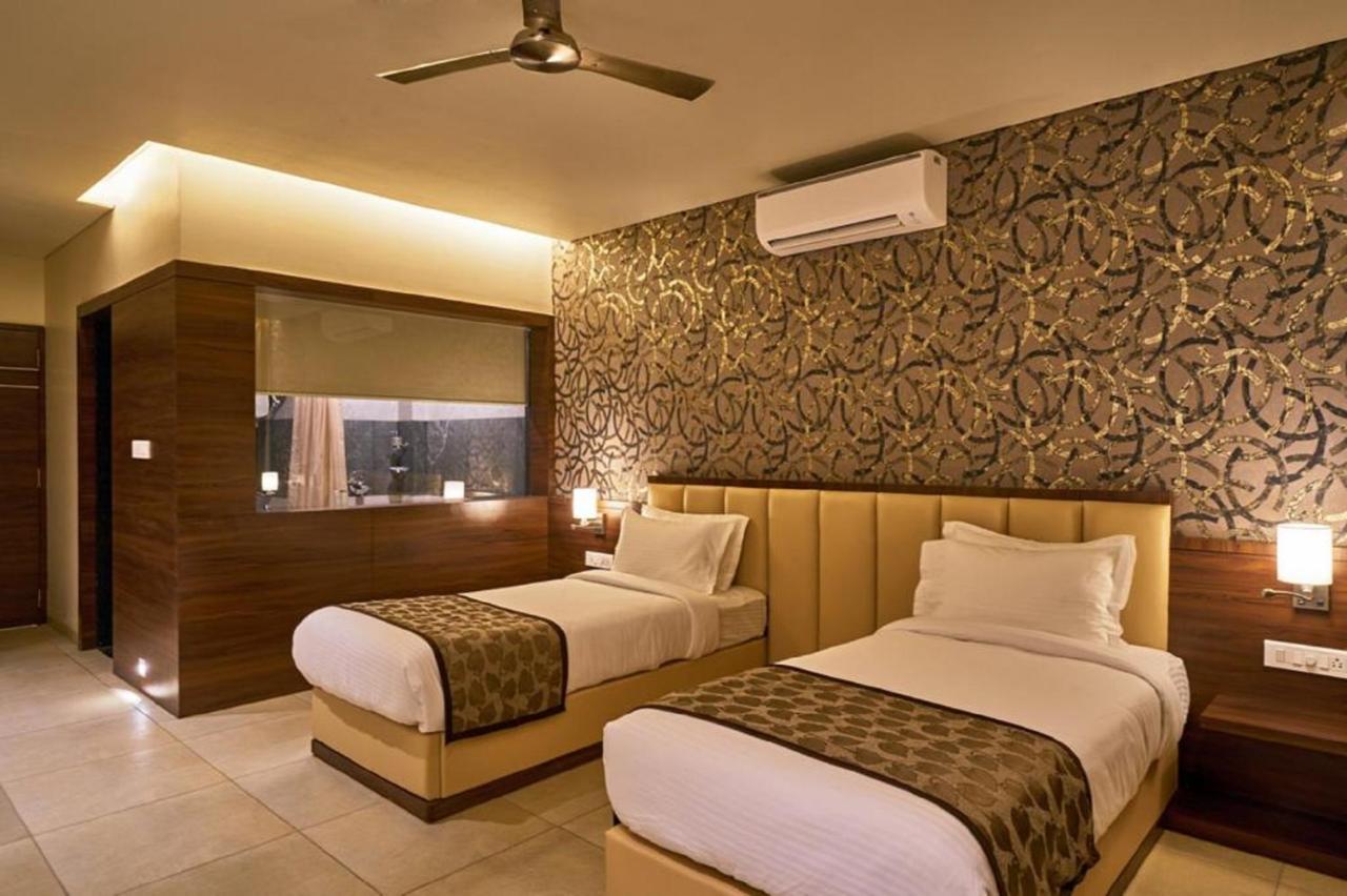 Hotel Shlok Kolhapur Εξωτερικό φωτογραφία