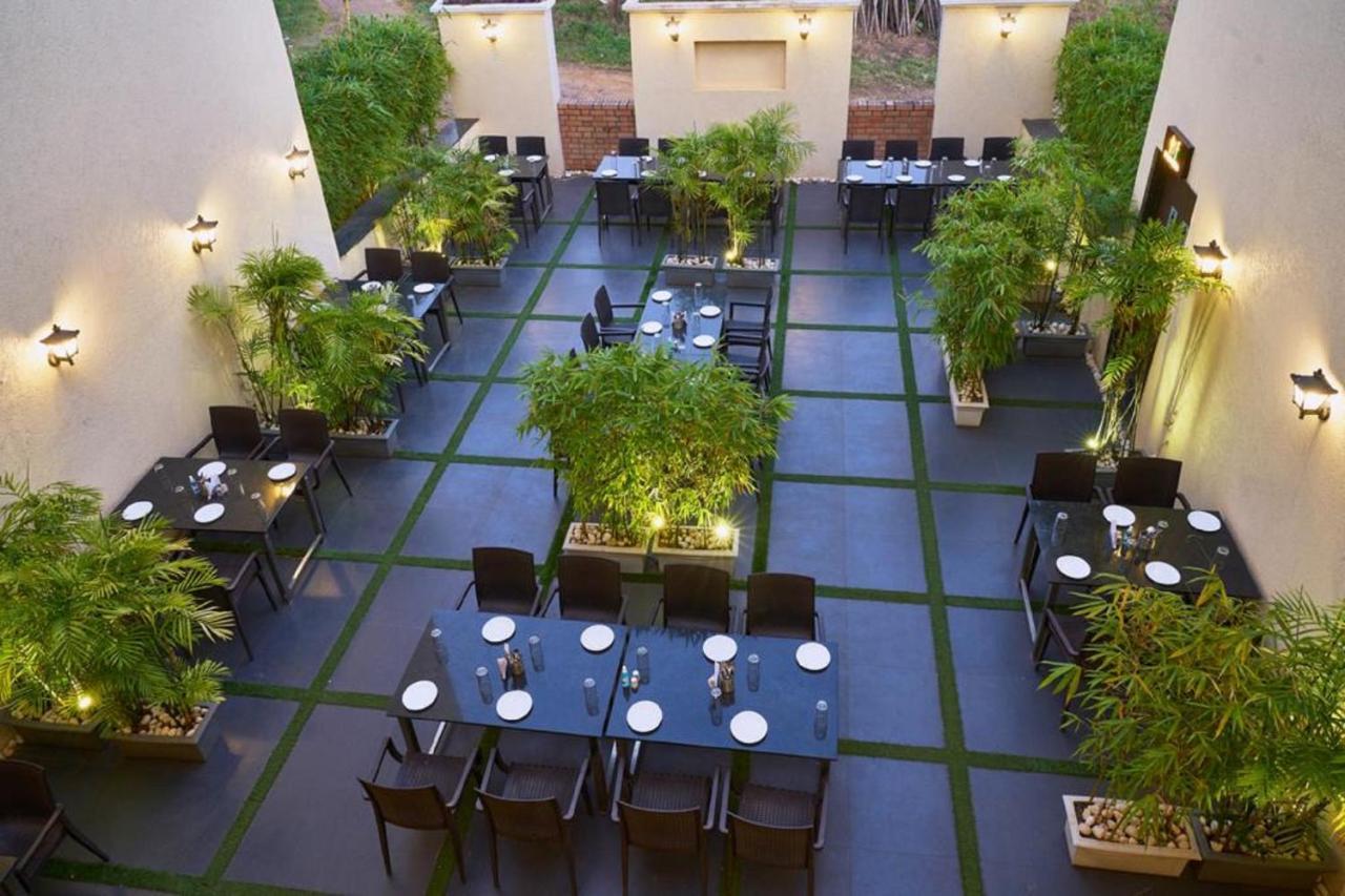 Hotel Shlok Kolhapur Εξωτερικό φωτογραφία